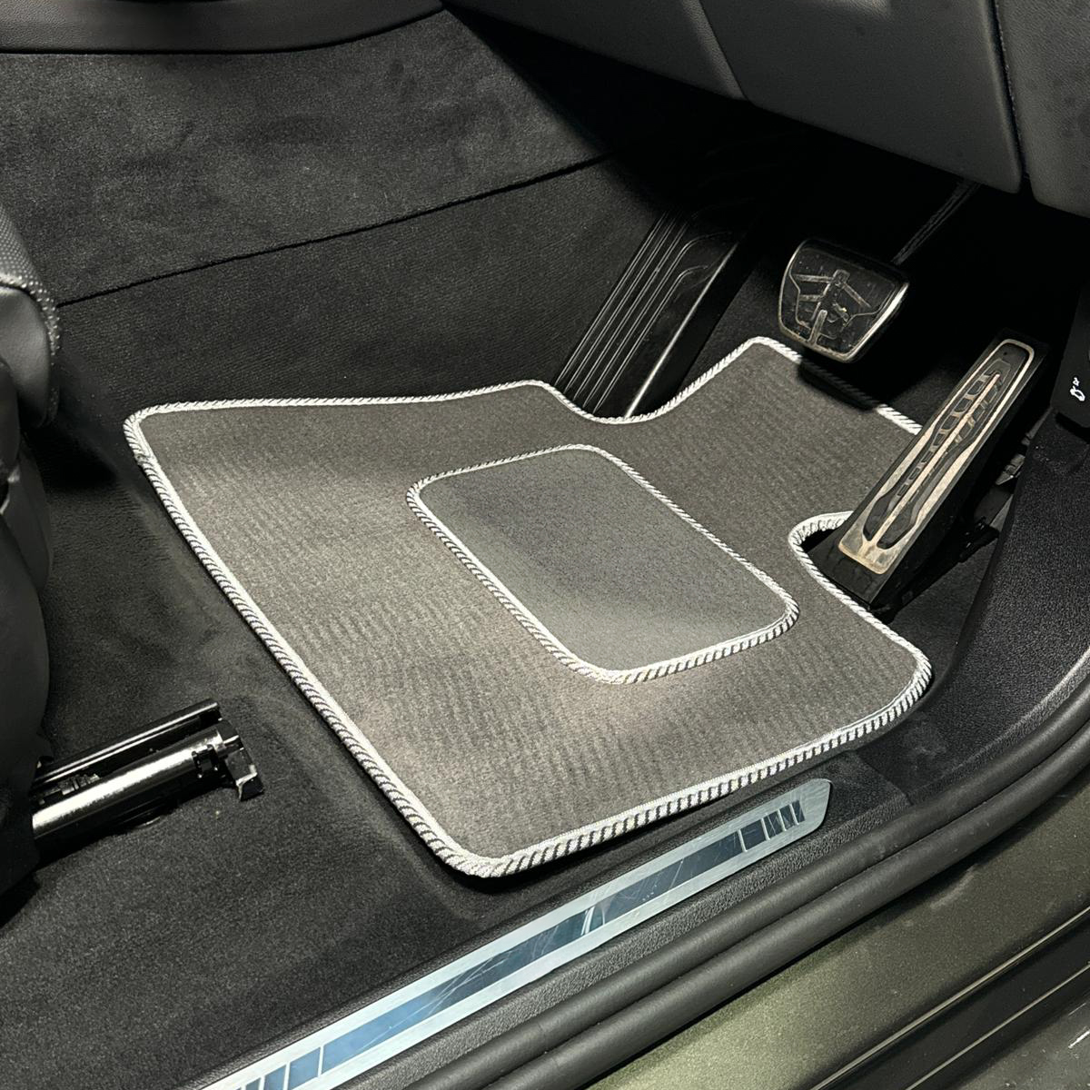 Alpine A110 2017 - Present Car Mats