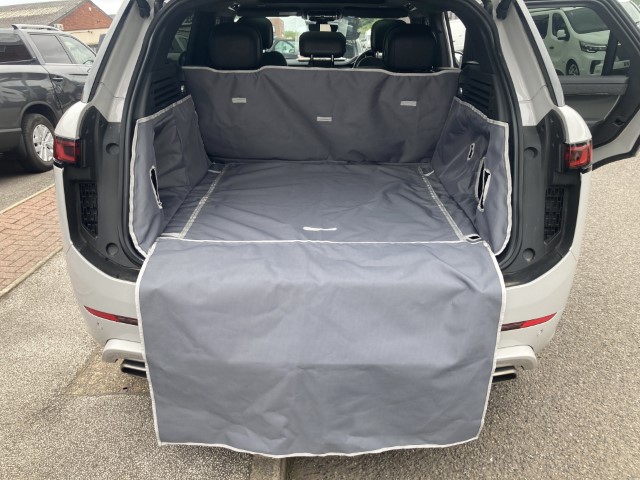 Land Rover Range Rover Sport 2022 - Present (Hybrid) (Pocket On Left) Fully Tailored Boot Liner
