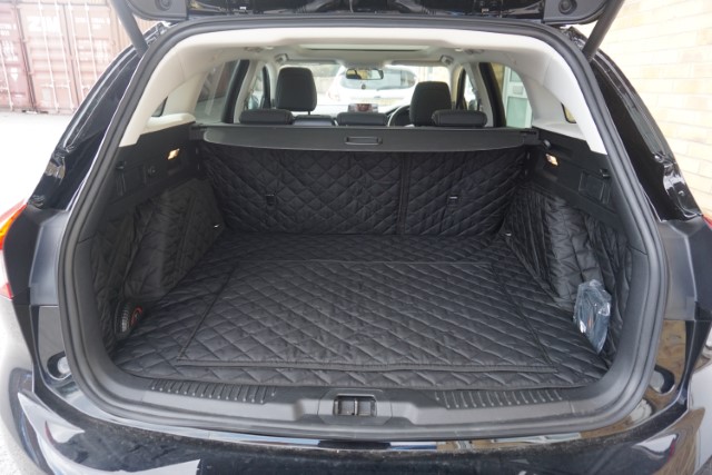 Ford Focus 2018 - Present (Estate) Fully Tailored Boot Liner