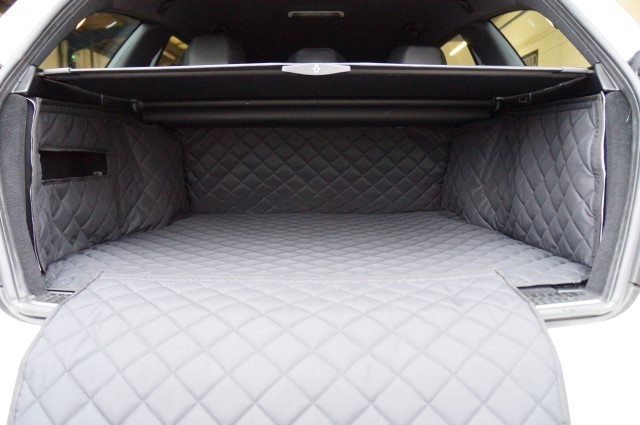 Mercedes C Class 2007 - 2014 (Estate) Fully Tailored Boot Liner